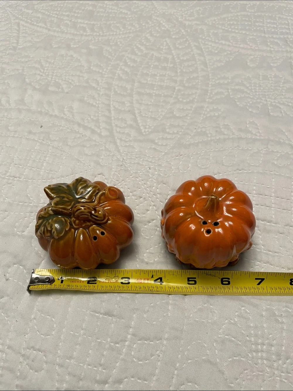 Pumpkins Salt & Pepper Shakers Set FALL AUTUMN HALLOWEEN THANKSGIVING Like New